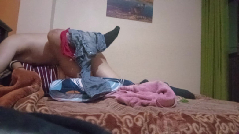 Moo DBOXXX: Menghamilkan ibu tiri saya, suaminya tidak memuaskannya