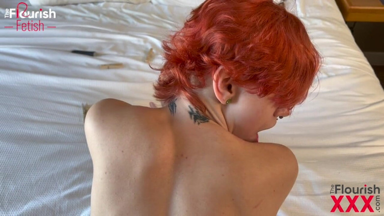 The Flourish XXX: Meela mollette fetish BDSM pov e poi ottiene cazzone nero