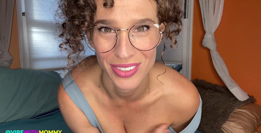 VibeWithMommy: Heiße sexy tennis jüdische stiefmutter wichsanleitung! Ich zeige dir mein...