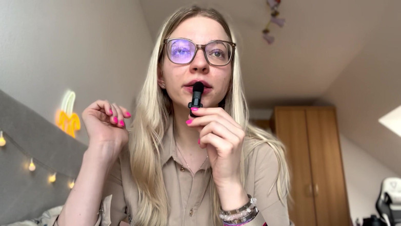 Goddess_Bella_Rae: Est-ce que je dégénère les hommes ? Femdom