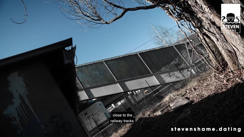 Steven Shame: Lullu Gun трахнули и накормили спермой на улице!