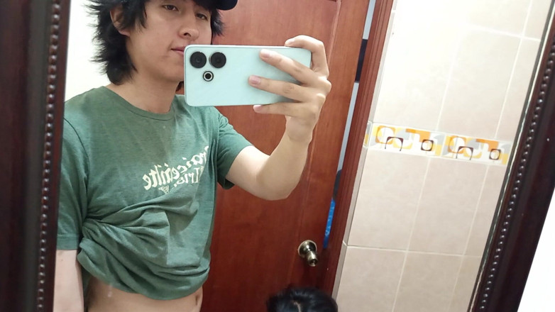 Moo DBOXXX: Mature Christian Loves to Suck My Dick, Food Vendor Became...