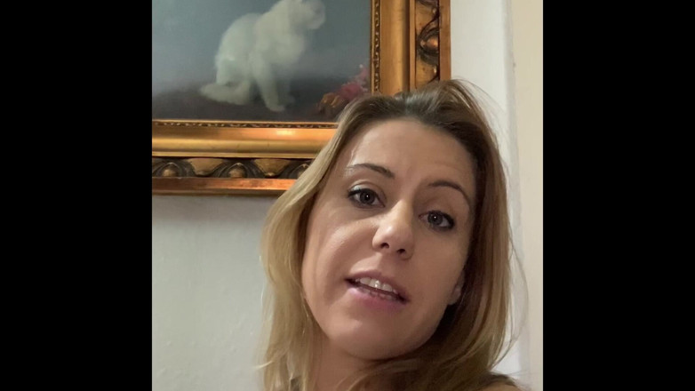 Nikky Thorne: Te vei bucura de acest videoclip ciudat cu Nikki