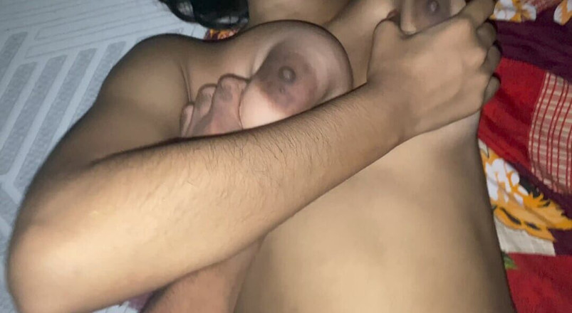 Ronnie_xxx: Svägerska naken, svågerens kuk stod upp och utnyttjade möjligheten, svåger...