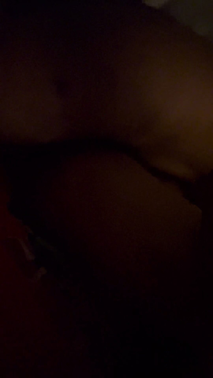 Slider: Une bhabhi se tape une bite desi