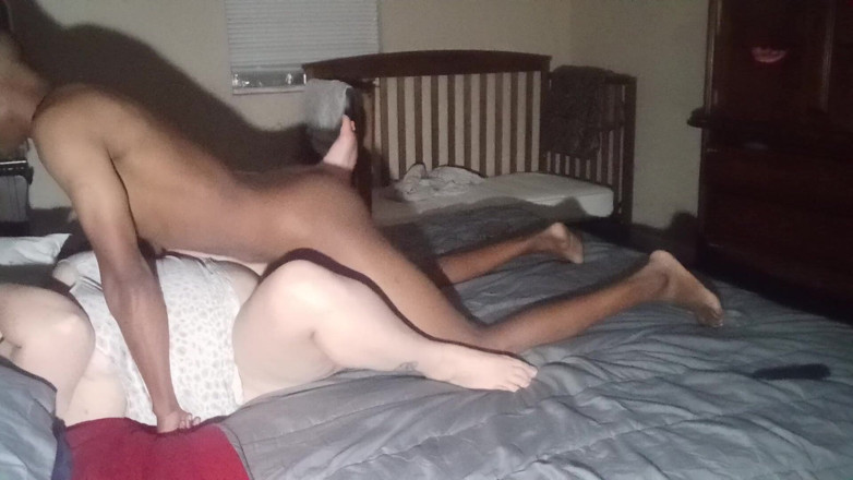 Sloppylynn: Creampie en missionnaire, cette grosse bite fonctionne bien