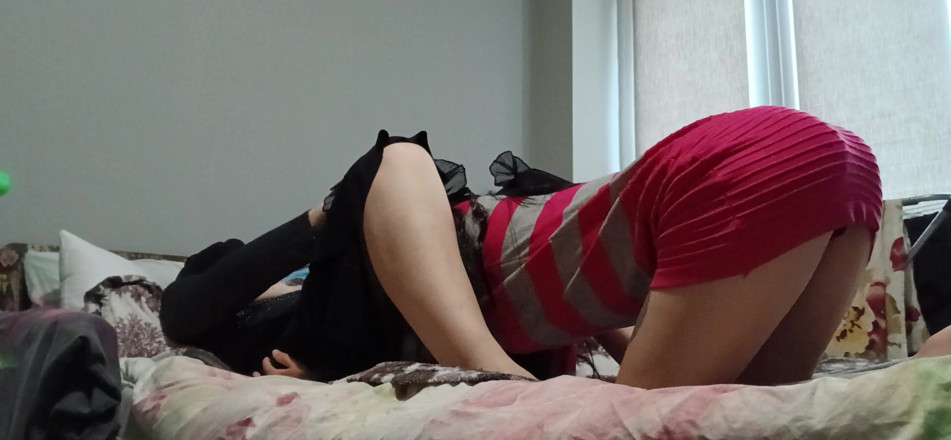 Lesbian-illusion: Nikt nie wie, że po wykładach liżę cipkę naszego nauczyciela