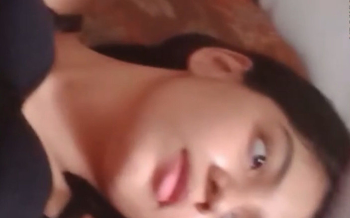Dasi couple: Pakistani Student Girl Hindi Audio Sex of a Small Boobs...