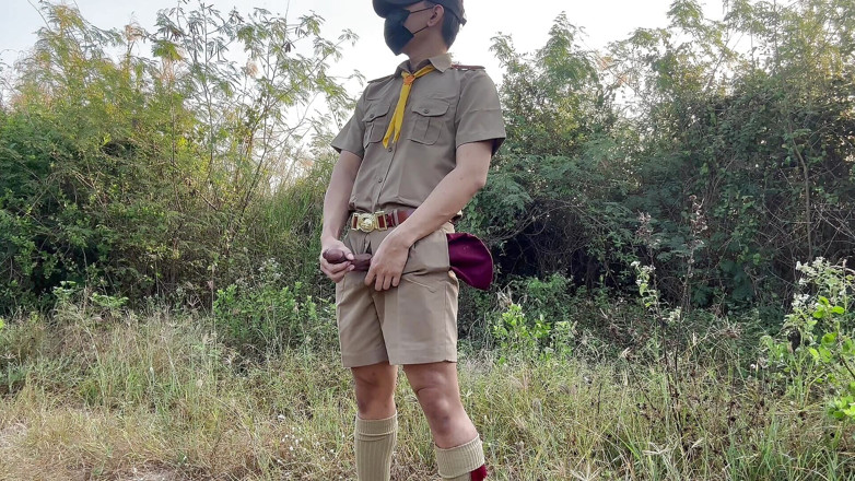 SinglePlayerBKK: Safada escoteira goza