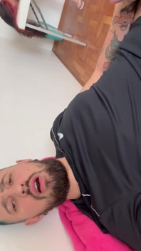 Chut... Espionner Et Filmer Ma Femme Massant Un Ami Sexy - Point De Vue