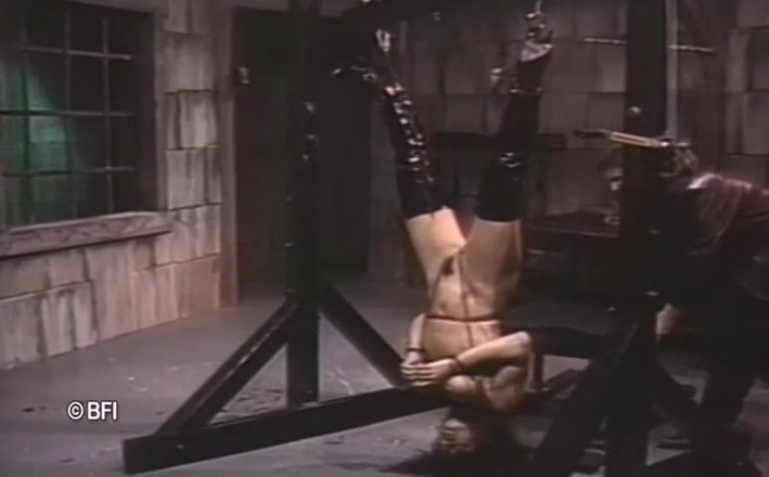 Slave Seks: Vintage bondagetape.