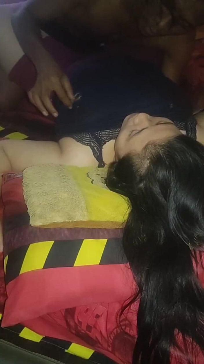 Maye chubby wife: (no sensor) Se siente bien follarme hasta que estoy satisfecho