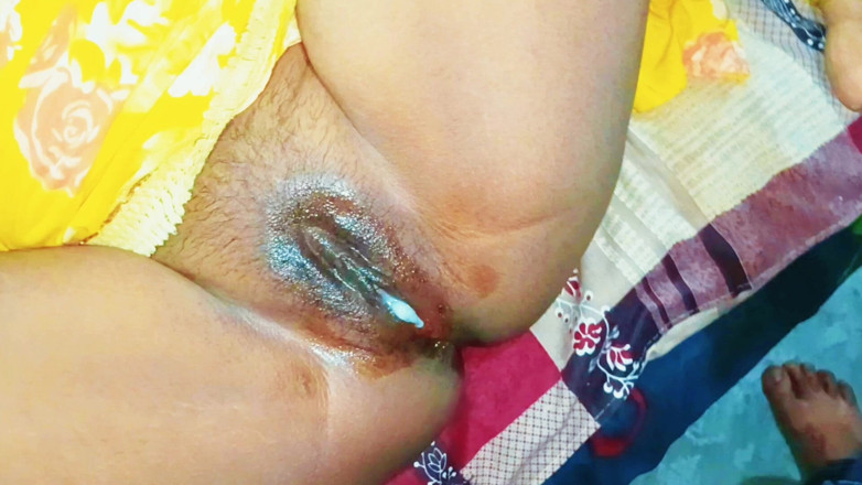 Sexy_girl_nehu: De strakke kut neukpartij van de Indische schoonzus met duidelijke...