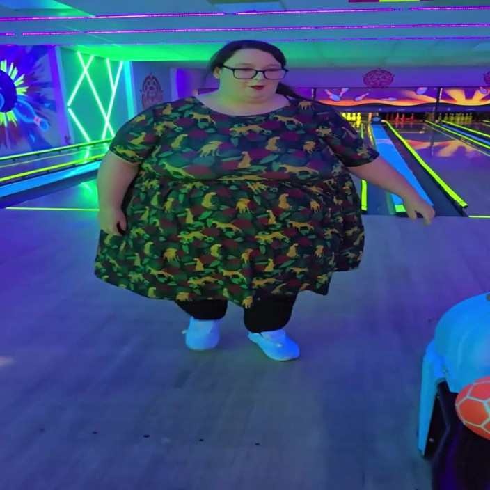 SSBBWLadyBrads: Bella donnona ssbbw fuori al bowling