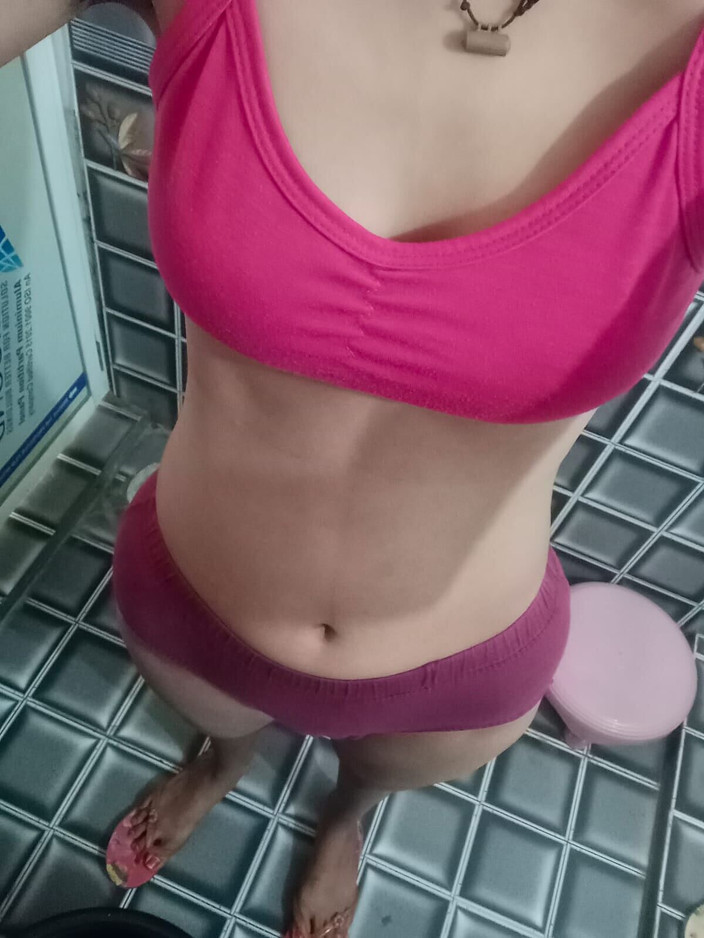 Tina1250: Индийская горячая девушка Tina