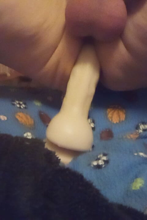 Mellissa: Mellissas neuer dildo fühlt sich so gut an