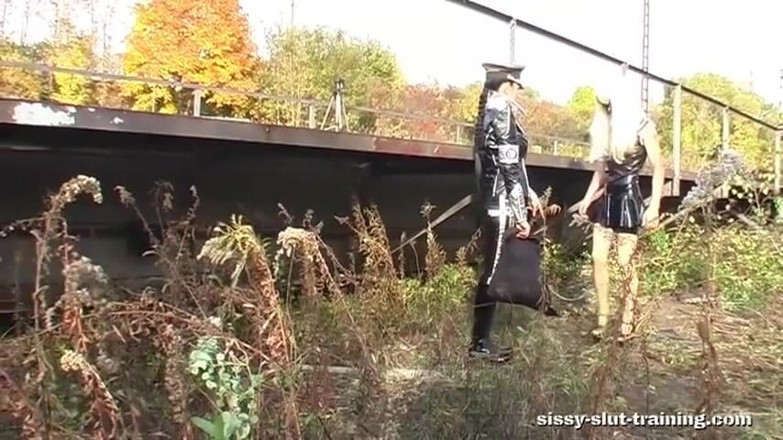 Amator Media: Sissy ist exhibitionistin