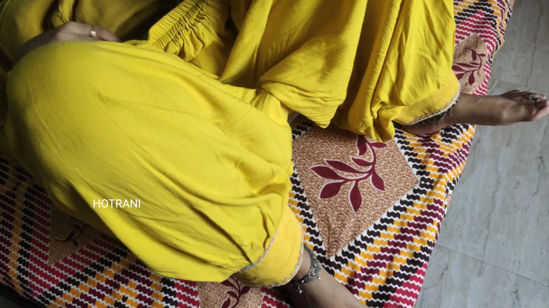 piryaprajapati: Une bhabhi indienne sexy se fait baiser, vidéo de sexe...
