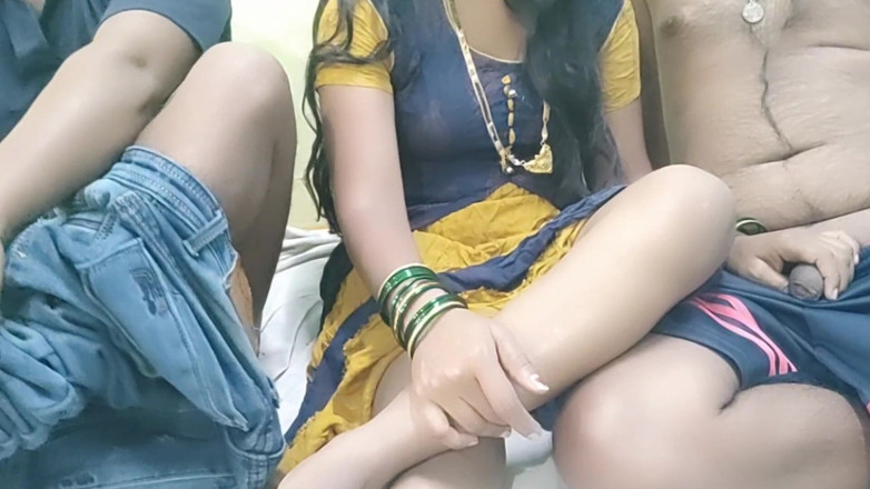 Mumbai Ashu: Zwei jungen ficken hart im dorfmädchen hindi audio