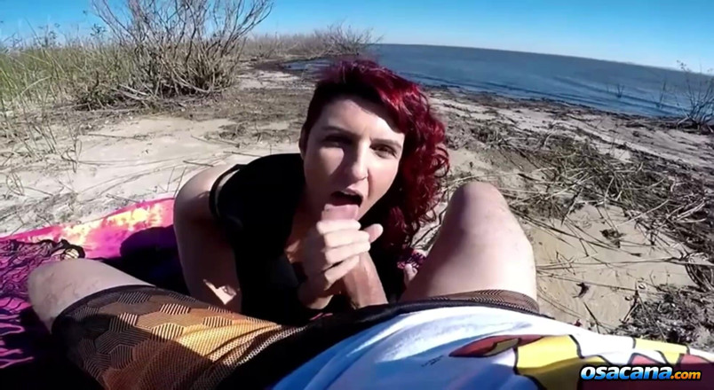 pornland: Jebanie gorąco z niegrzeczną dziewczyną na plaży