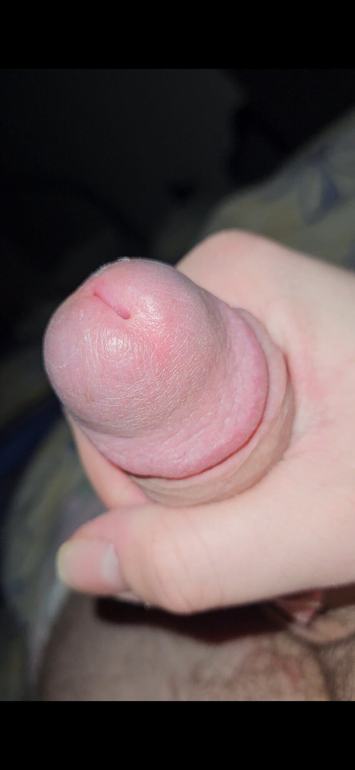 Fluffy Boi: Cuma sesi ngocok kontol kilat