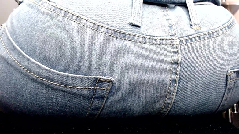 Maeling: Slut Teen Ruined in Jeans Ass-fyxiation with Giant Ass Unknowing