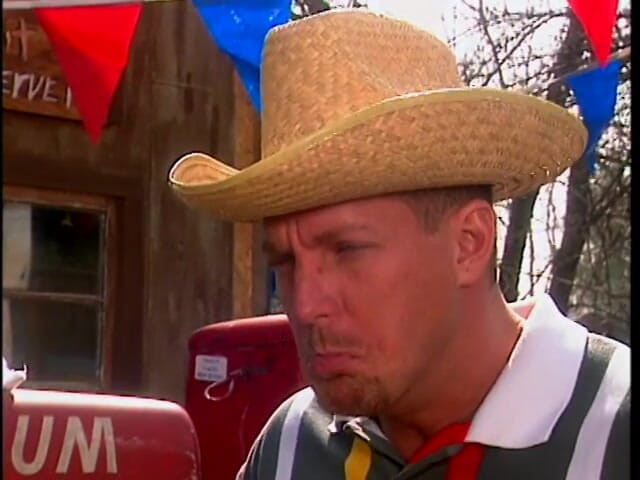 Cumming Soon: Le cowboy Dungaree baise la femme sexy d'un homme riche...