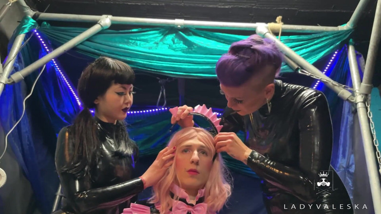 Lady Valeska: Meesteressen sissify hun speeltje