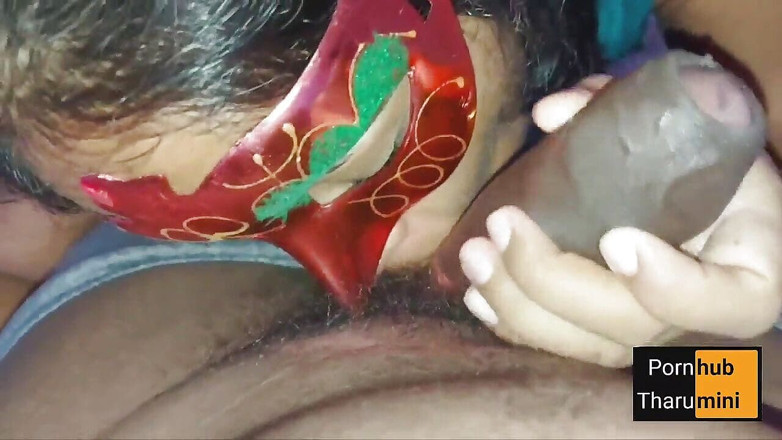 Tharumini_Official: India caliente puta de la universidad maestro consigue follada por...