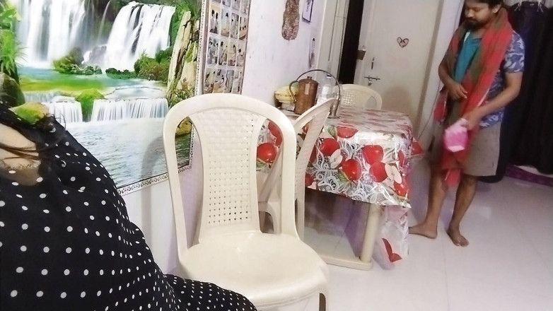 HotGirl21: सेक्सी हॉटगर्ल21 नौकर मालिश यहां घर के मालिक देसी मैडम से