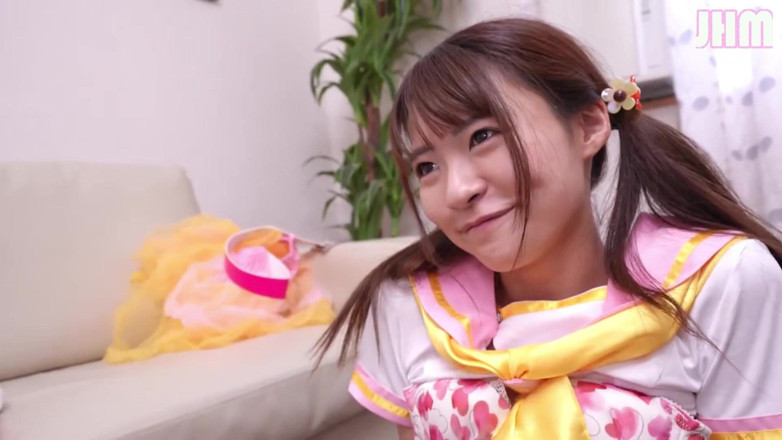 J Hentai Matings: Idol underground. Natsu transforme ses éjacs sur les côtés en deals...