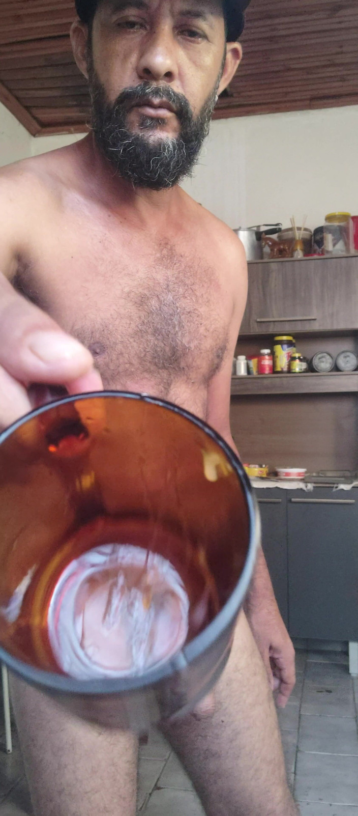 Stink HairyMale: Sperma lui Cappuccino