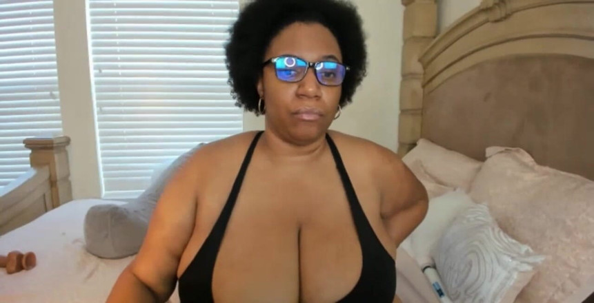 Josie4yourpleasure: La dea bbw ebano stream - ep.49