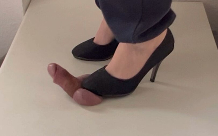 Miss Blackrose: Sadece Faphouse'ta özel: dışarı çıkmadan önce acı çekiyor - yarak çiğneme