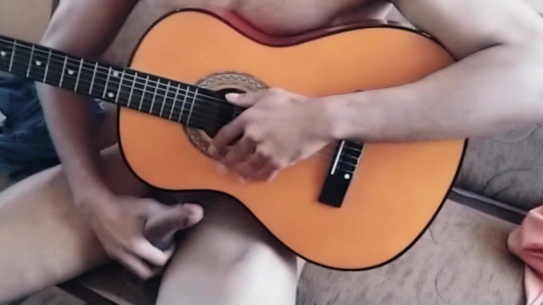trebol_Jess: Muscoloso venezuelano muscoloso