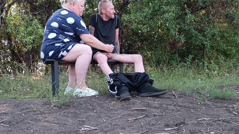 Zona901: Soused v parku mi honí ptáka, dokud se nevystříkám