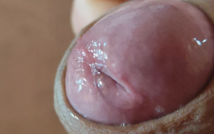 DaddyDoted: Deep Split în gland produce lichid bubbling