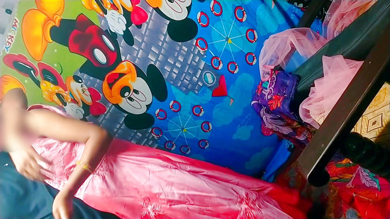 Rakul008: Секс с самой симпатичной юной сводной сестрой в розовом шальварном костюме