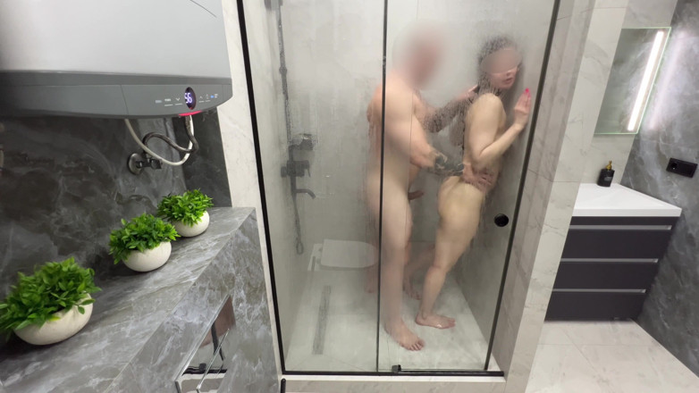 RabidRabbitss: Пристрасний секс в душі
