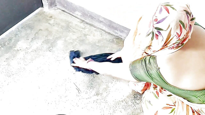 Fuckkkker: Malik la sua bella cameriera sesso in stile desi
