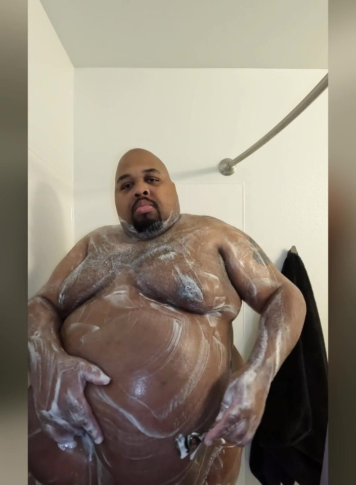Blkhole420: Musik chug, shower, belly shave: -14 musisi:
