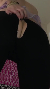 Rasgando me vuelve masturbándome y orgasmo