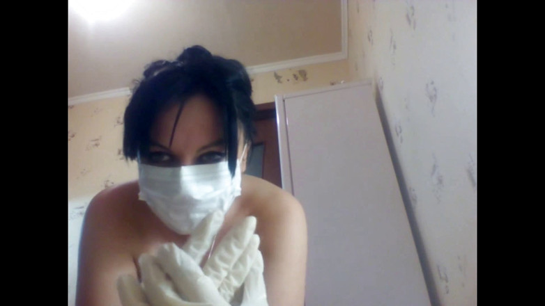 Sexy Milf: Obří doktorka rozdrtí vaše tinové tělo svými latexovými rukama a...