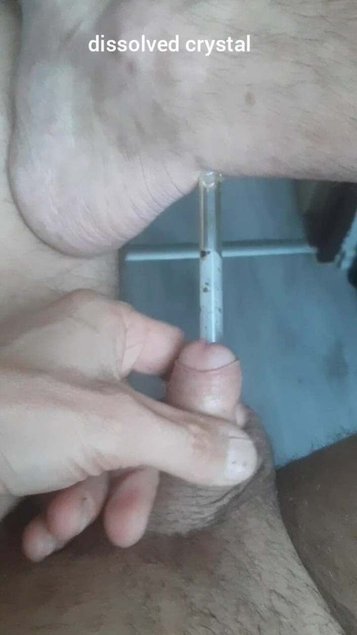 Insertion: Rozpuštěný krystal