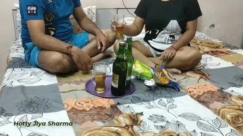 Hotty Jiya Sharmaa: India caliente milf folla con novio