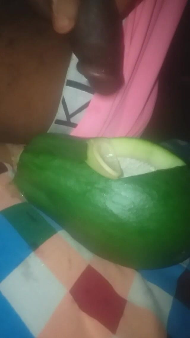 Badman4606: Berkongkek buah-buahan