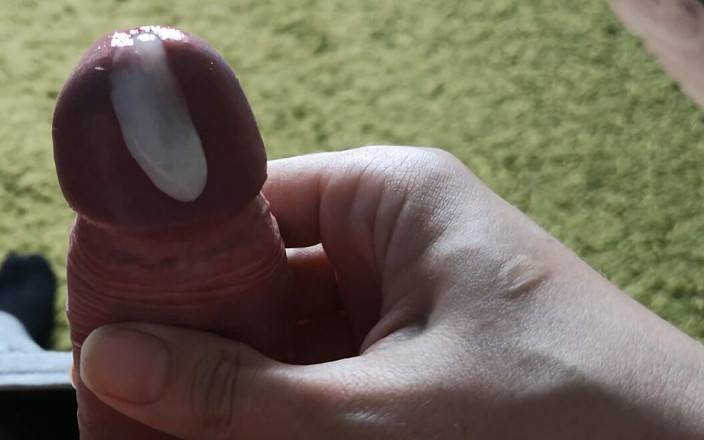 Lucion: Masturbace se sténáním 9