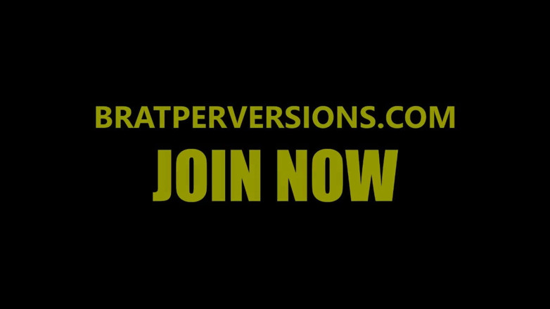 Brat Perversions: Peituda ruiva meia-calça