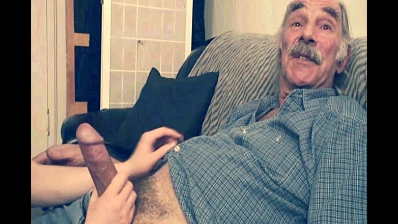 My Dirty Family: Старий з великим членом трахає молоду повію в тічці
