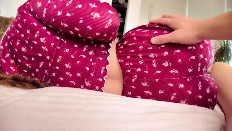 FantasyBabe: 私の大きな胸にとって最高の朝 継姉が中出しで締めくくる